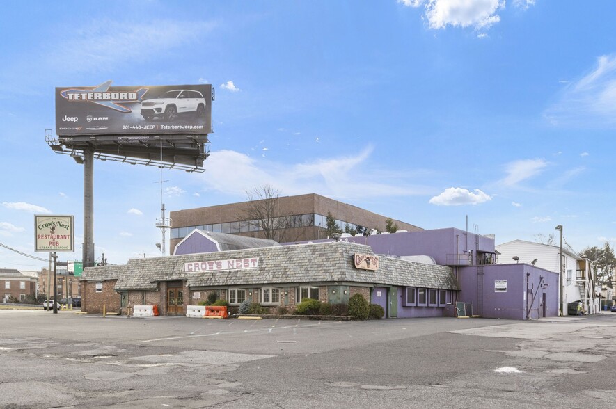 311 Vincent Ave, Hackensack, NJ à louer - Photo de l’immeuble – Image 1 sur 3