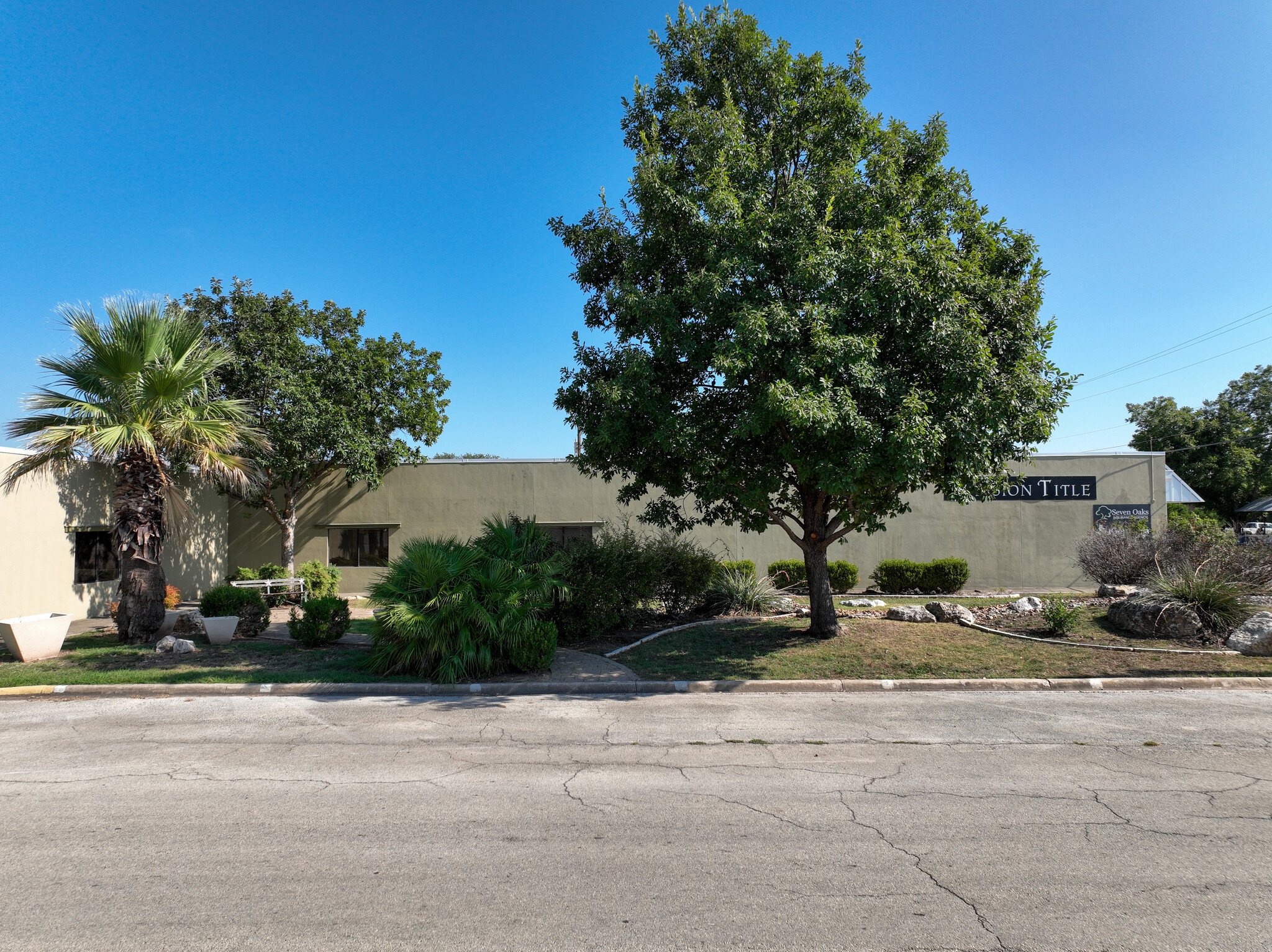 1510 Avenue M, Hondo, TX à louer Photo de l’immeuble– Image 1 sur 8