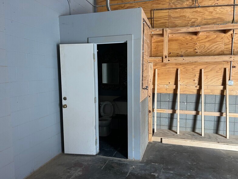 3911 N Braeswood Blvd, Houston, TX à louer - Photo intérieure – Image 3 sur 7