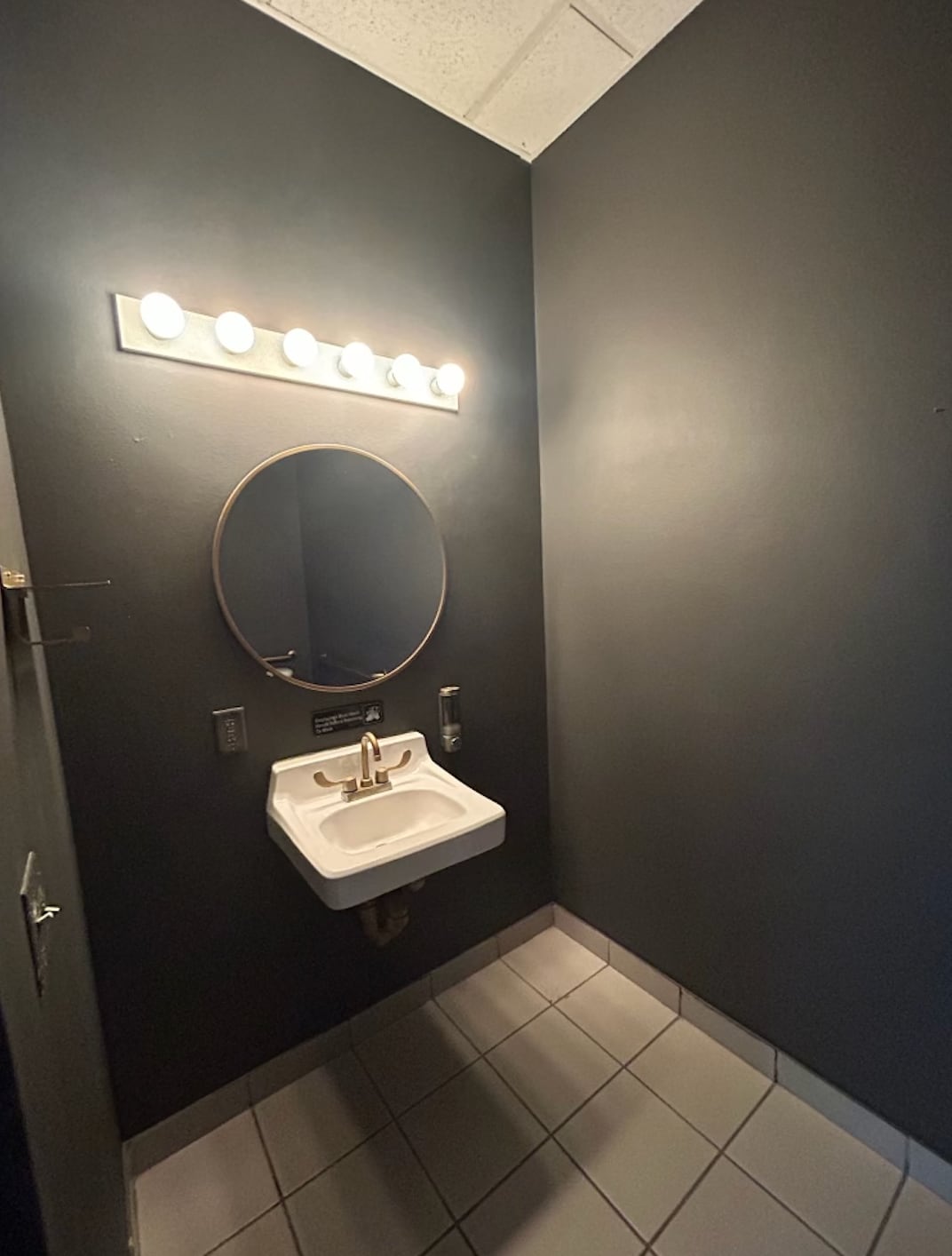 6645 Vineland Rd, Orlando, FL à louer Photo intérieure– Image 1 sur 3