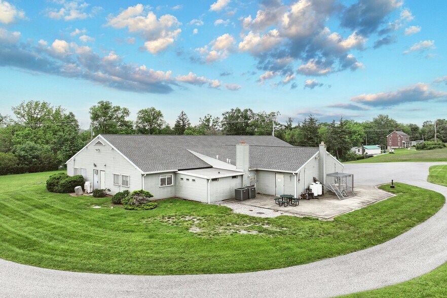 190 Canal Road Ext, York, PA à louer - Photo de l’immeuble – Image 3 sur 21
