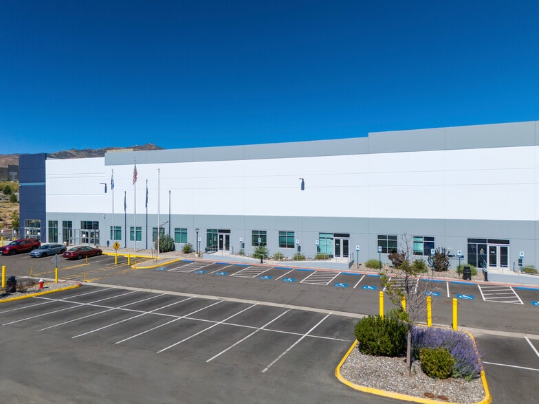 8000 N Virginia St, Reno, NV à louer - Photo de l’immeuble – Image 3 sur 10