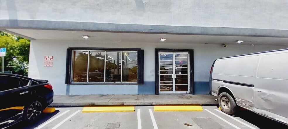 2675 NW 207th St, Miami Gardens, FL à louer - Photo de l’immeuble – Image 3 sur 9
