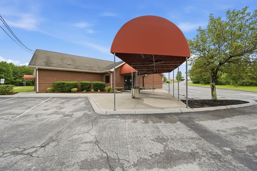 329 Wesley St, Johnson City, TN à vendre - Photo de l’immeuble – Image 3 sur 67