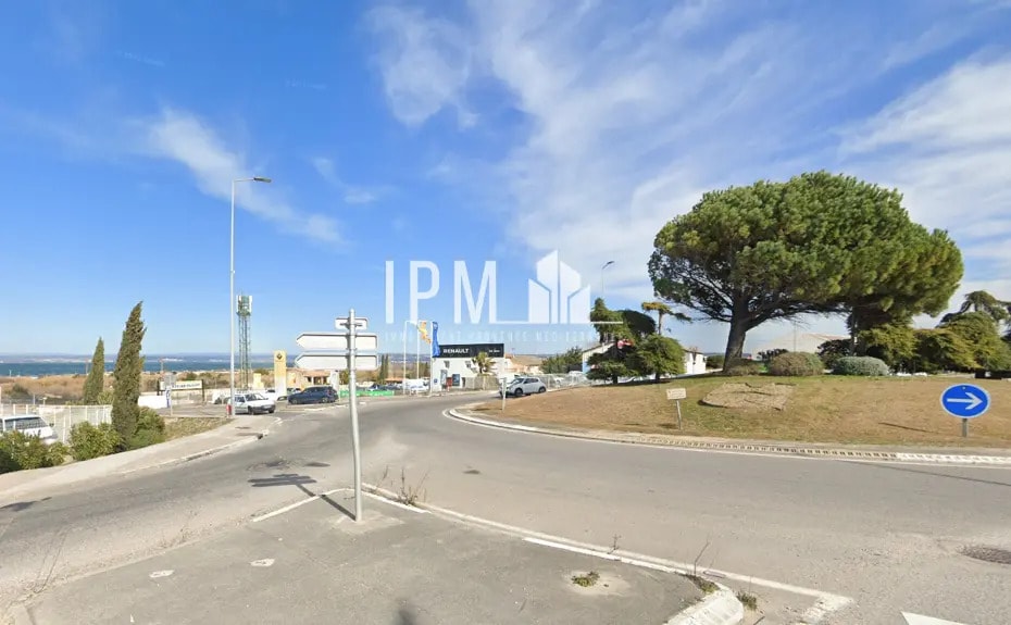 Local commercial dans Châteauneuf-les-Martigues à louer - Photo de l’immeuble – Image 2 sur 5