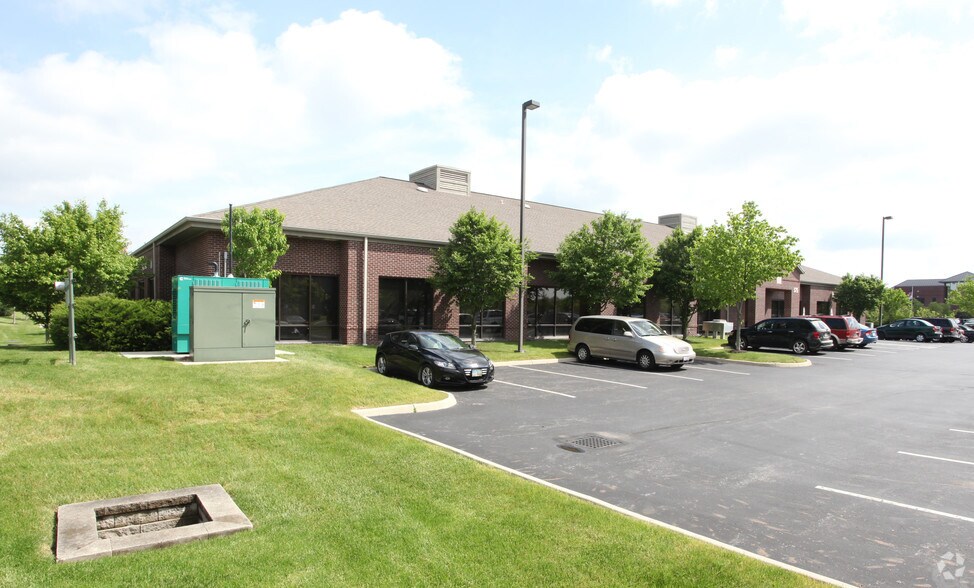 575 Westar Xing, Westerville, OH à louer - Photo de l’immeuble – Image 3 sur 3
