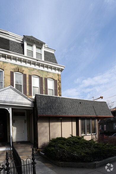 701 N Duke St, Lancaster, PA à vendre - Photo de l’immeuble – Image 3 sur 4