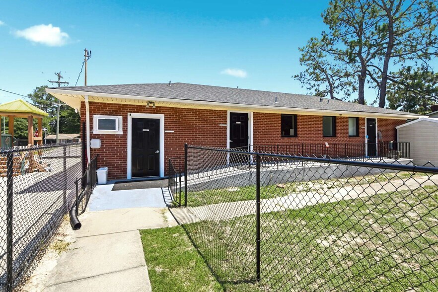 3230 Legion Rd, Hope Mills, NC à vendre - Photo de l’immeuble – Image 3 sur 20