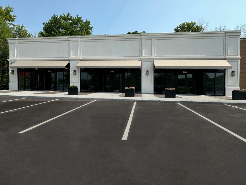 872 Highway 55, Medina, MN à louer - Photo de l’immeuble – Image 1 sur 11