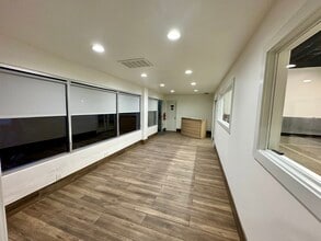 2560-2590 Lafayette St, Santa Clara, CA à louer Photo intérieure– Image 2 sur 14