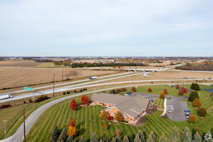 1000 Westmoreland Ave, Napoleon, OH à louer - Aérien – Image 2 sur 8