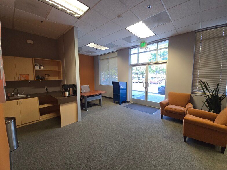 350-360 Digital Dr, Morgan Hill, CA à vendre - Photo de l’immeuble – Image 3 sur 13
