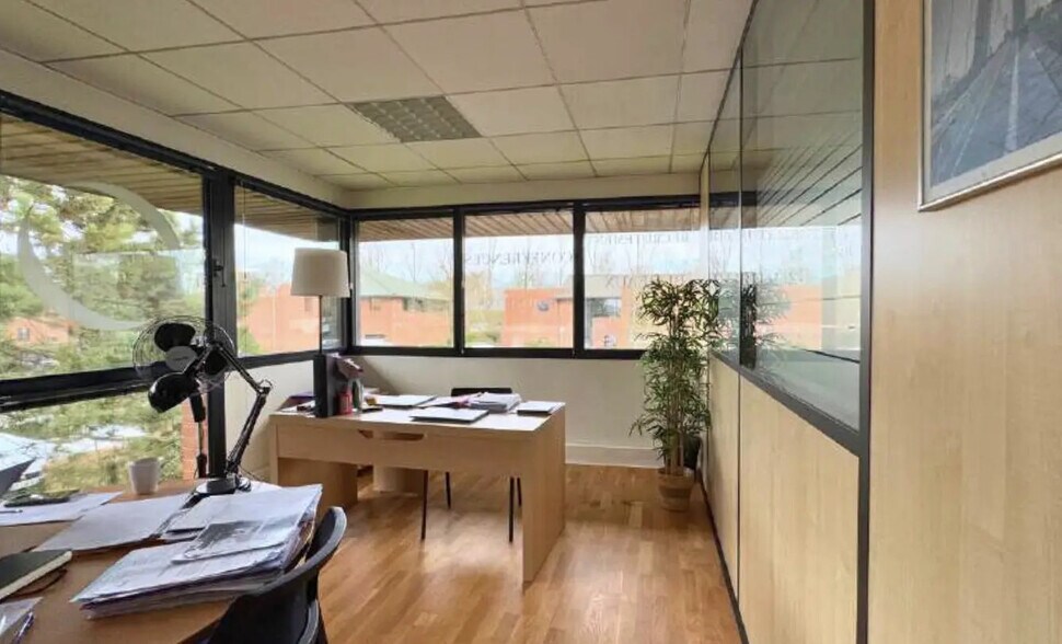 Bureau dans Lezennes à vendre - Photo de l’immeuble – Image 2 sur 13