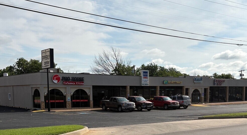 4605-4621 SE 29th St, Del City, OK à louer - Photo de l’immeuble – Image 3 sur 3