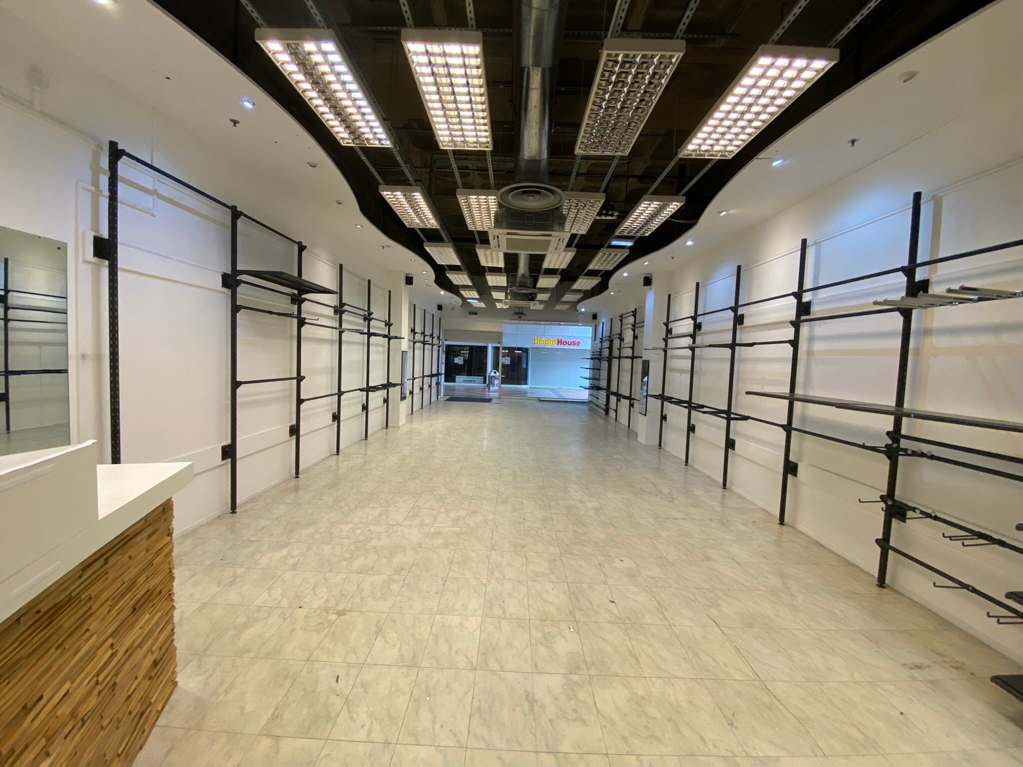 High St, Dumfries à louer Photo intérieure– Image 1 sur 5