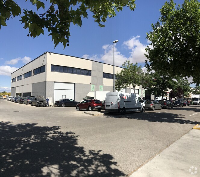 Carretera Ajalvir, 1, Alcalá de Henares, Madrid à vendre - Photo de l’immeuble – Image 2 sur 4
