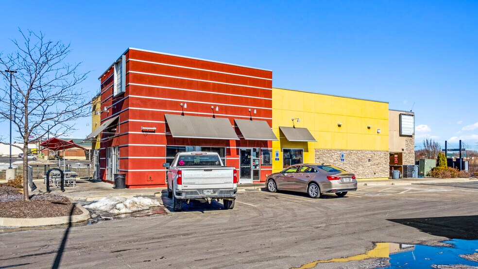 951 NE Sam Walton Ln, Lee's Summit, MO à vendre - Photo de l’immeuble – Image 2 sur 10