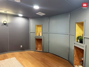 7600 S Vermont Ave, Los Angeles, CA à louer Photo intérieure– Image 2 sur 4