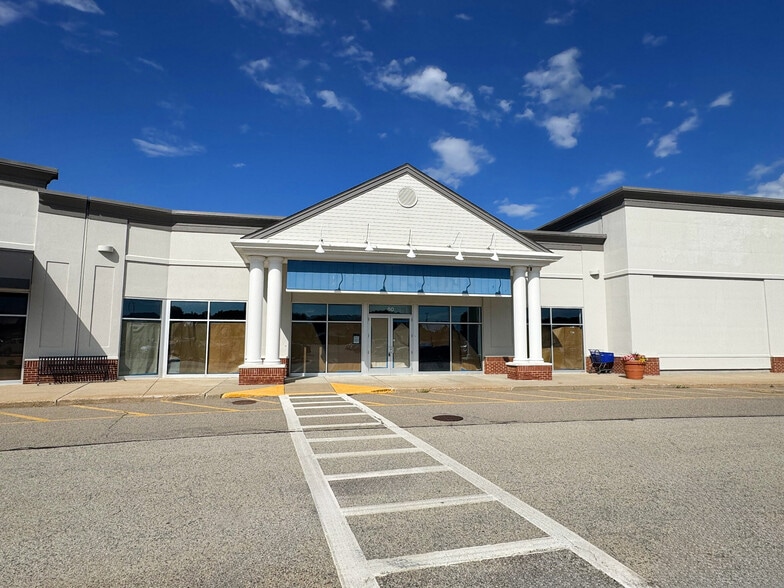 10-105 Long Pond Rd, Plymouth, MA à louer - Photo de l’immeuble – Image 3 sur 13