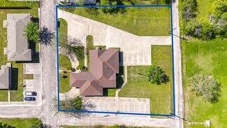 Plus de détails pour 111 N Johnson St, Farmersville, TX - Bureau à vendre