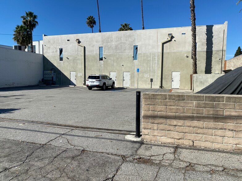 11122 Washington Blvd, Culver City, CA à vendre - Photo de l’immeuble – Image 3 sur 3