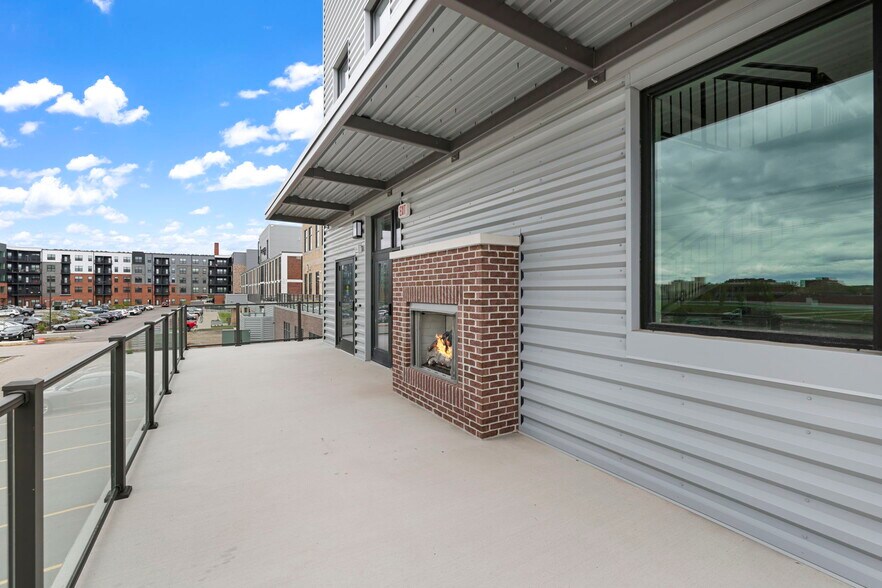 540 N Broadway, Green Bay, WI à louer - Photo de l’immeuble – Image 2 sur 7