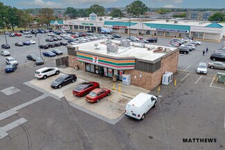 Plus de détails pour 2900 S 70th St, Philadelphia, PA - Local commercial à vendre