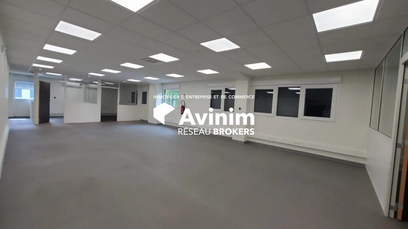 Bureau dans Archamps à vendre Photo intérieure– Image 1 sur 10