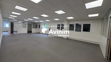 Bureau dans Archamps à vendre Photo intérieure– Image 1 sur 10