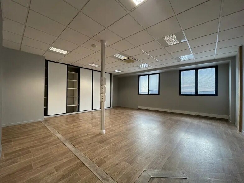 Bureau dans Le Havre à louer - Photo de l’immeuble – Image 2 sur 4
