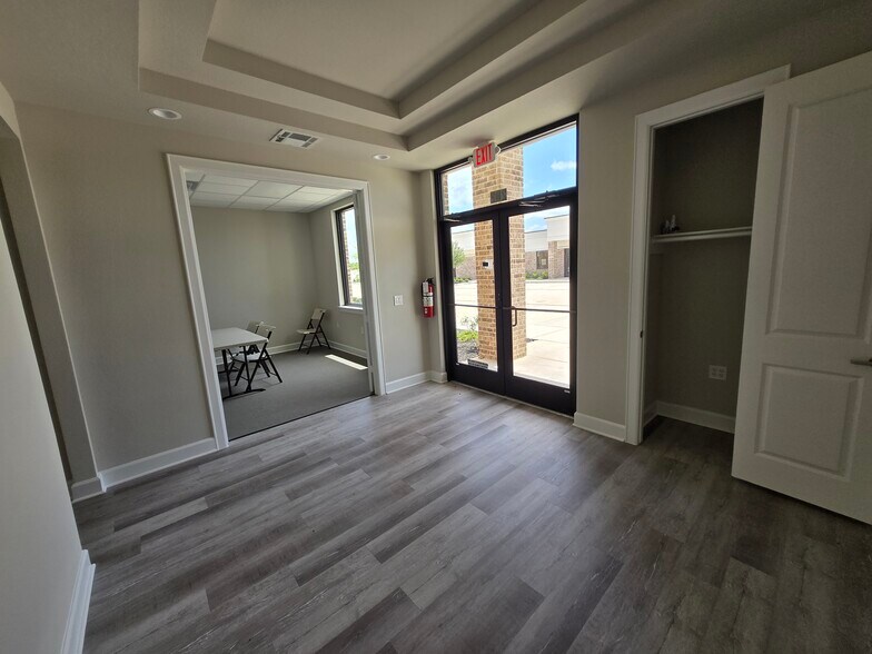 6110 Sienna Ranch Rd, Missouri City, TX à louer - Photo de l’immeuble – Image 3 sur 21