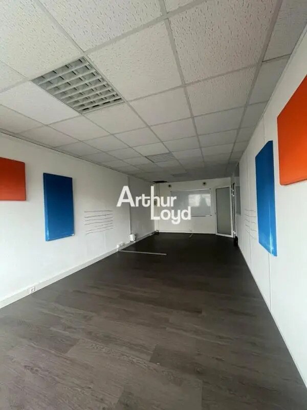 Plus de détails pour Bureau à louer