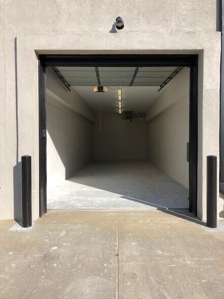 23 Emmons St, Long Branch, NJ à louer - Photo de l’immeuble – Image 2 sur 7