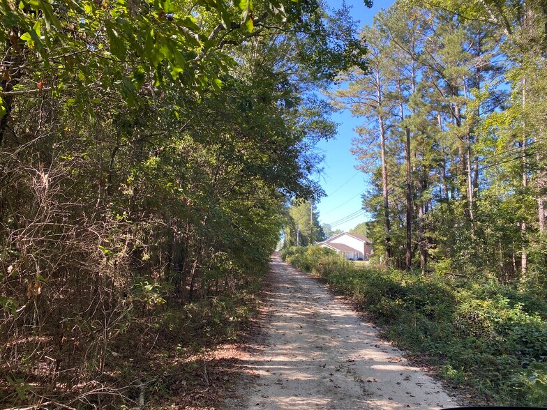 912 Old Washington rd, Thomson, GA à vendre - Photo de l’immeuble – Image 3 sur 5