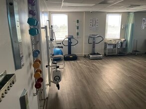 85 Grand Canal Dr, Miami, FL à louer Photo intérieure– Image 2 sur 8