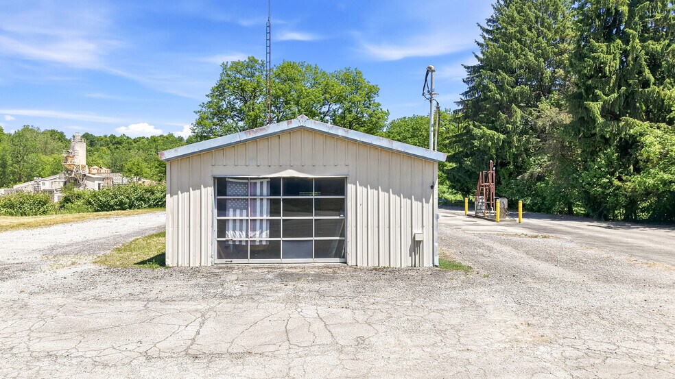 3433 Sharon Rd, West Middlesex, PA à vendre - Photo de l’immeuble – Image 3 sur 33