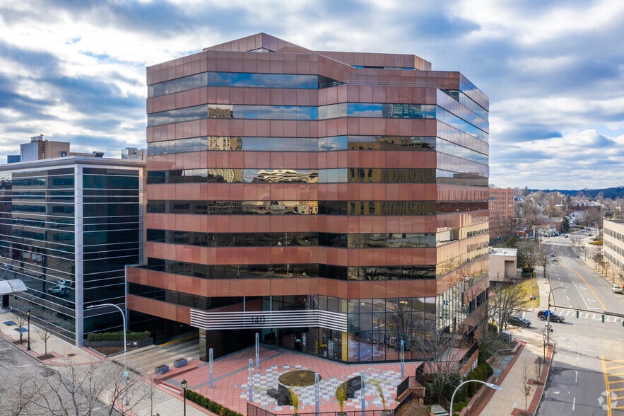 140 Grand St, White Plains, NY à louer - Photo principale – Image 1 sur 4