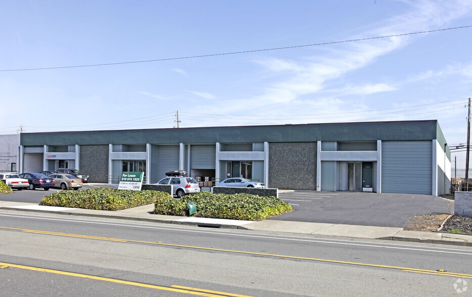 14692-14696 Wicks Blvd, San Leandro, CA à louer - Photo principale – Image 1 sur 4
