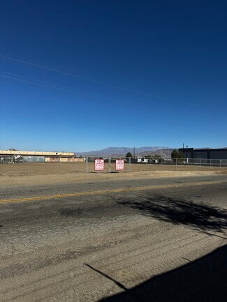 Plus de détails pour 850 S Cawston Ave, Hemet, CA - Terrain à louer
