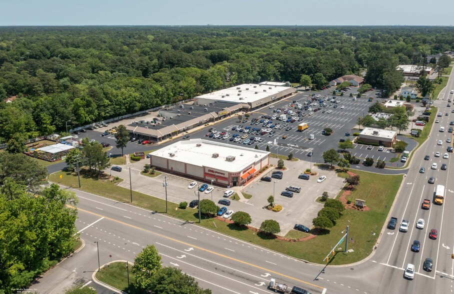 4318-4336 George Washington Mem Hwy, Yorktown, VA à louer - Photo de l’immeuble – Image 2 sur 9