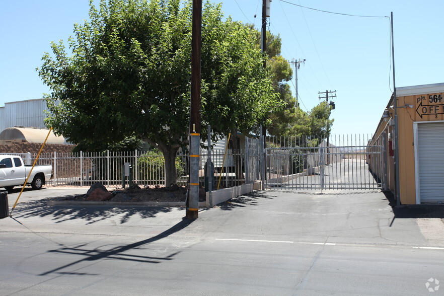 1601 Athol Ave, Henderson, NV à louer - Photo de l’immeuble – Image 1 sur 8