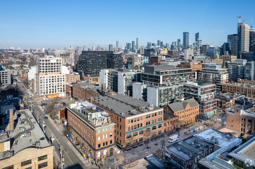 590 King St W, Toronto, ON à louer - Aérien – Image 3 sur 3