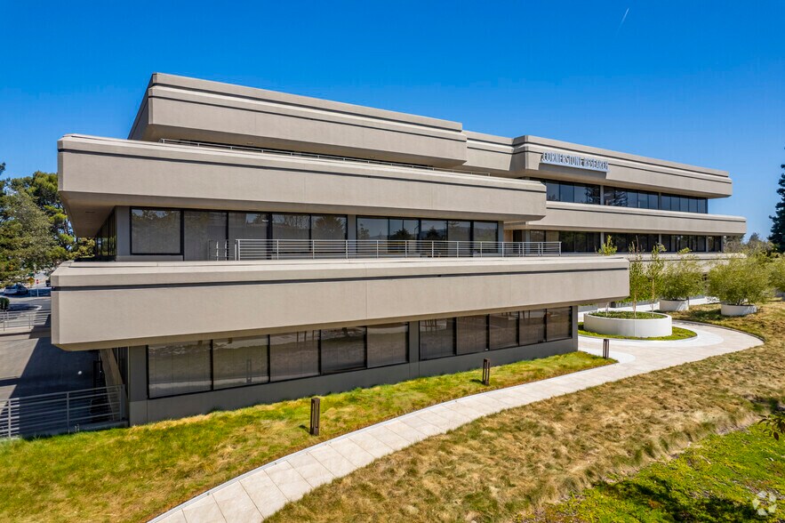 1000 El Camino Real, Menlo Park, CA à louer - Photo de l’immeuble – Image 2 sur 5