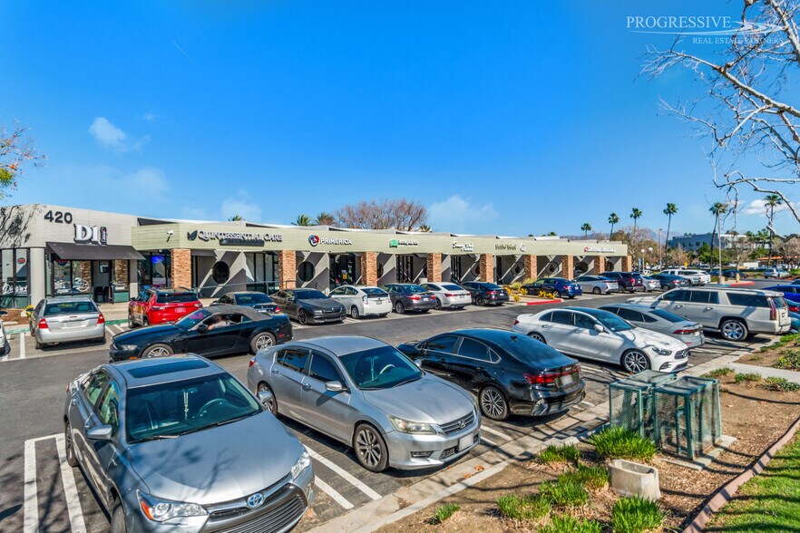 420-424 E Hospitality Ln, San Bernardino, CA à vendre - Photo de l’immeuble – Image 3 sur 12
