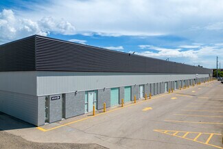Plus de détails pour 3420 12th St NE, Calgary, AB - Industriel/Logistique à louer