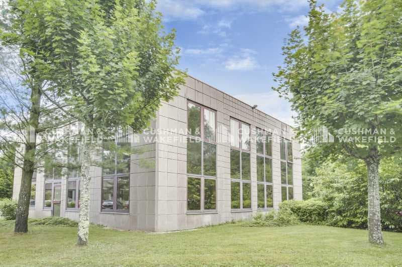 Bureau dans Orsay à louer - Photo de l’immeuble – Image 3 sur 8