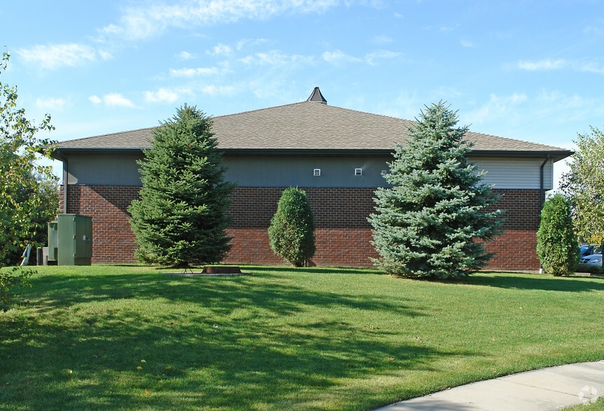 14247 O'Connell Ct, Savage, MN à louer - Photo de l’immeuble – Image 3 sur 22