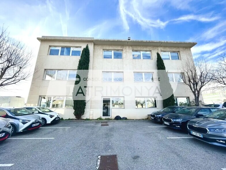 Bureau dans Marseille à louer - Photo de l’immeuble – Image 1 sur 6