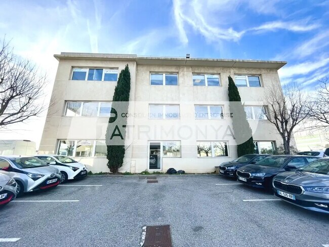 Plus de détails pour Bureau à louer