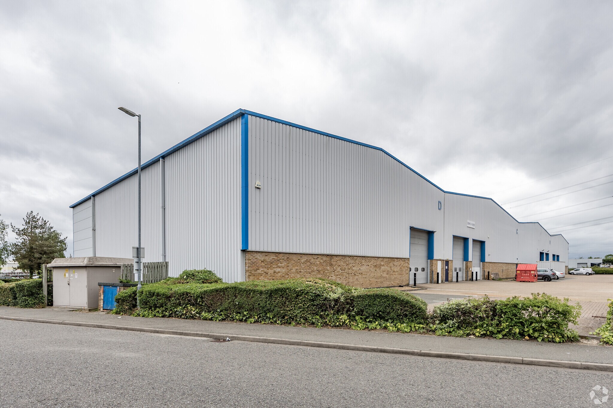 Collett, Didcot à louer Photo principale– Image 1 sur 4